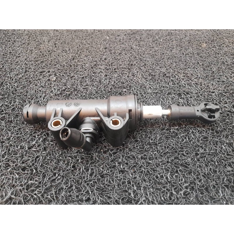 Recambio de bomba embrague para lancia phedra (180) 2.2 jtd referencia OEM IAM 1395  FTE - Negro 2