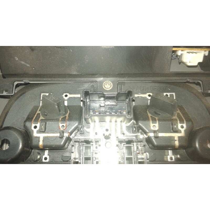 Recambio de luz interior para kia carens 2.0 turbodiesel cat referencia OEM IAM - Gris 2