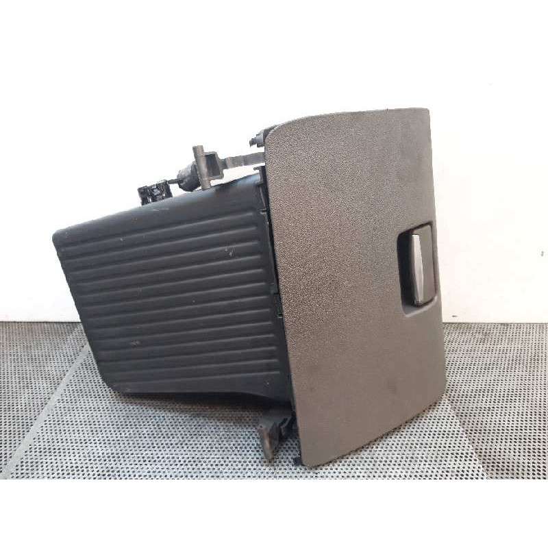 Recambio de guantera para ford focus berlina (cap) titanium referencia OEM IAM   