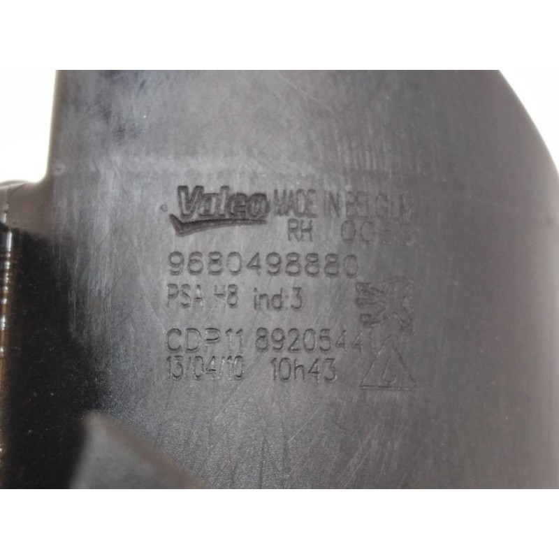 Recambio de faro antiniebla derecho para peugeot 308 confort referencia OEM IAM 9680498880  VALEO 2