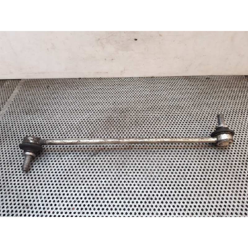 Recambio de tirante delantero derecho para ford focus berlina (cap) titanium referencia OEM IAM - Negro 2