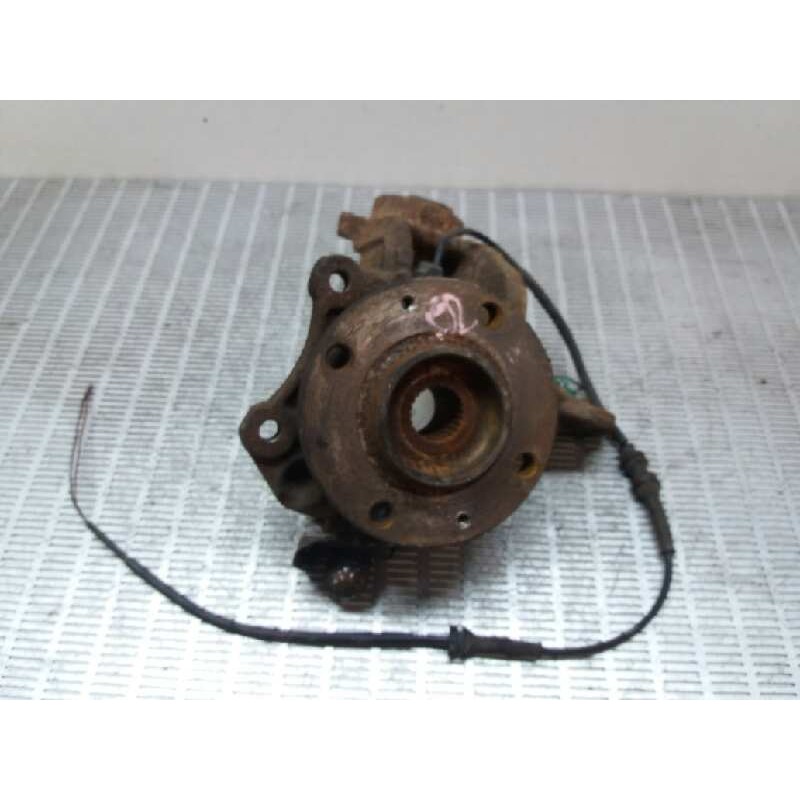 Recambio de mangueta delantera izquierda para peugeot 207 1.4 hdi referencia OEM IAM   