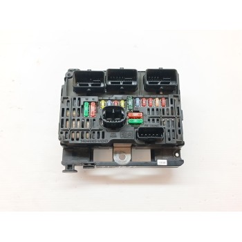 CAJA RELES / FUSIBLES 6500GCG S118983002Q 