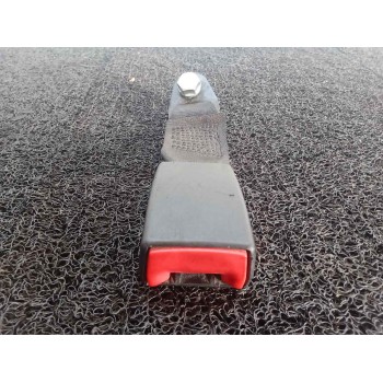 ENGANCHE CINTURON TRASERO DERECHO 33033400 