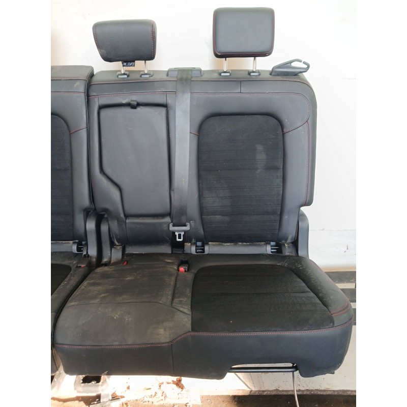 Recambio de asientos traseros para ford kuga hybrid st-line referencia OEM IAM 3