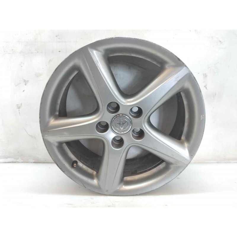 Recambio de llanta para toyota corolla verso (r1) 2,2 d-4d sport referencia OEM IAM 42611  