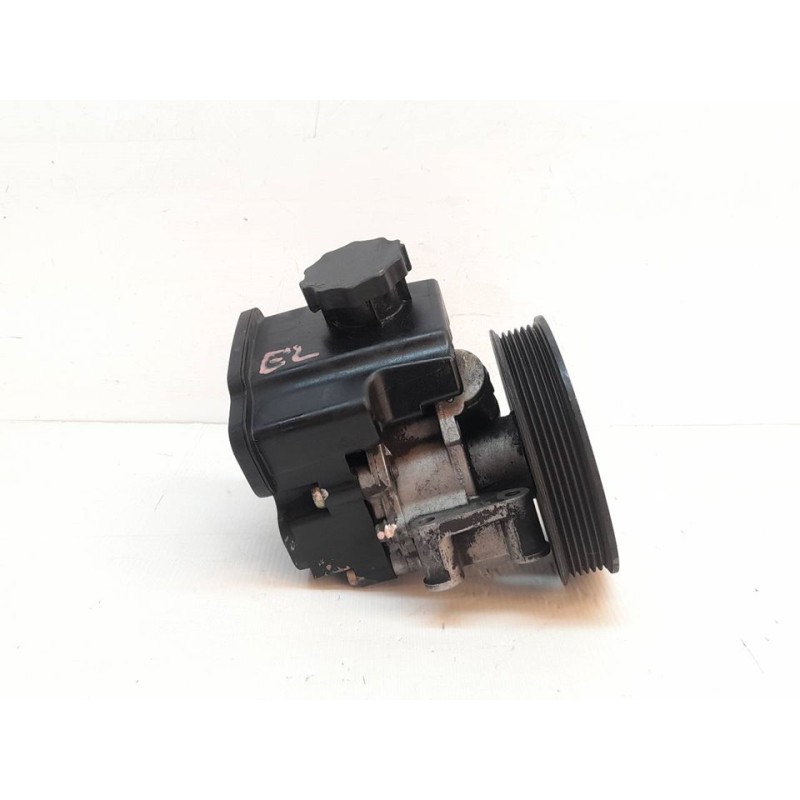 Recambio de bomba direccion para mercedes-benz sprinter 02.00  caja cerrada 2.2 cdi cat referencia OEM IAM - Blanco 4