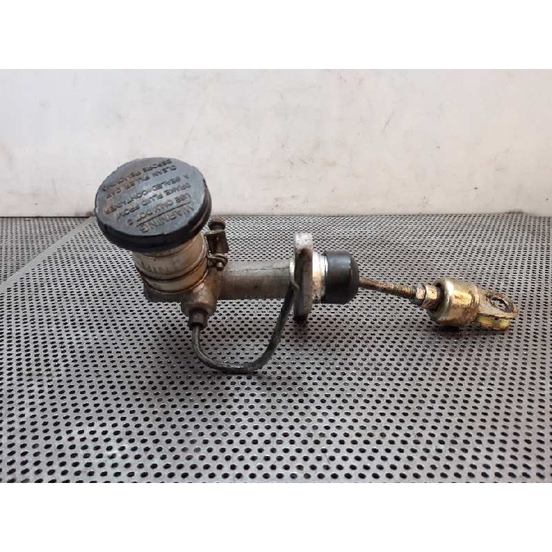 Recambio de bomba embrague para mitsubishi pajero 2.5 td referencia OEM IAM - Blanco 2