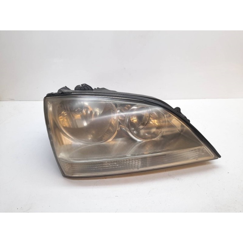 Recambio de faro derecho para kia sorento 2.5 crdi ex referencia OEM IAM   