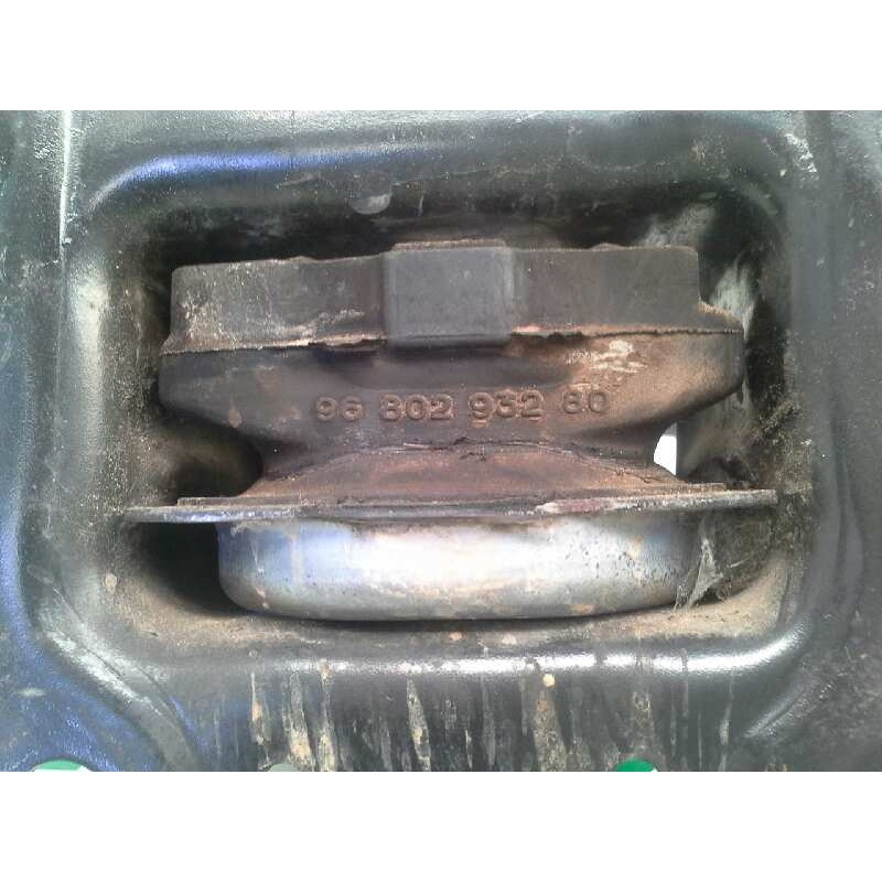 Recambio de soporte motor izquierdo para peugeot 207 1.4 hdi referencia OEM IAM 9680293280 - Blanco 3