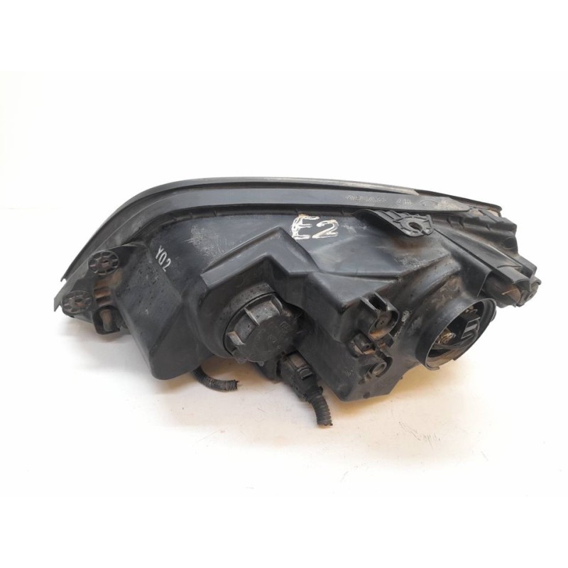 Recambio de faro derecho para kia sorento 2.5 crdi ex referencia OEM IAM - Negro 2