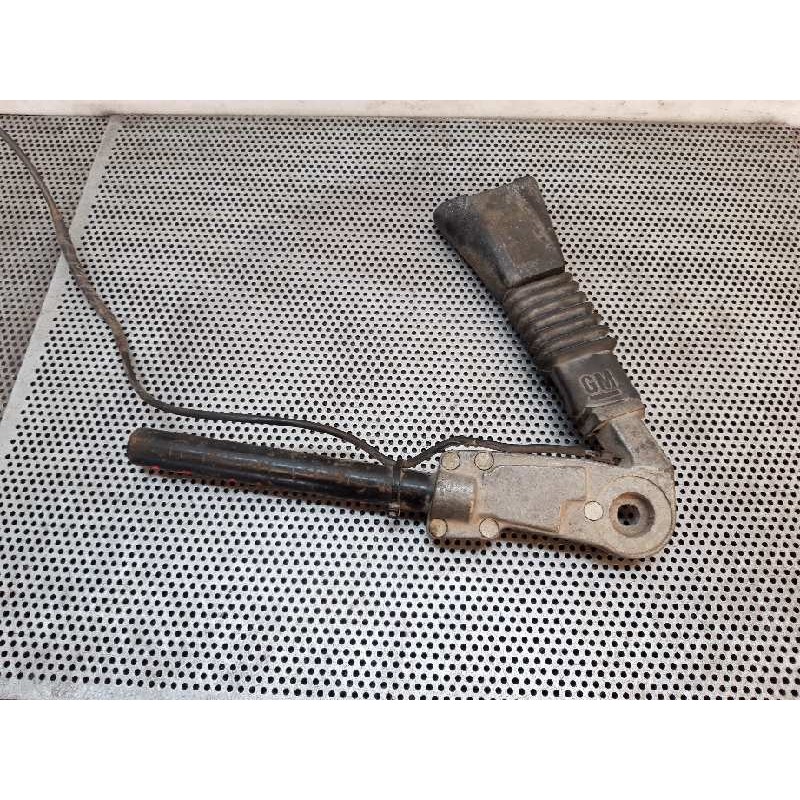 Recambio de enganche cinturon delantero derecho para opel vectra b berlina referencia OEM IAM GM90525742 43672 