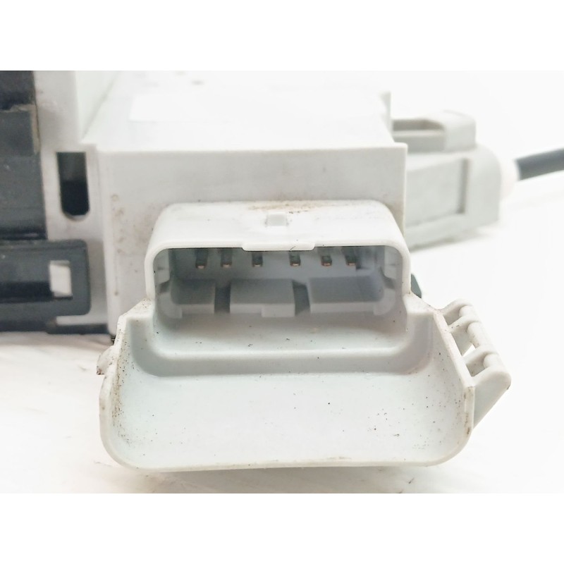 Recambio de cerradura puerta delantera derecha para peugeot 407 st confort pack referencia OEM IAM 2
