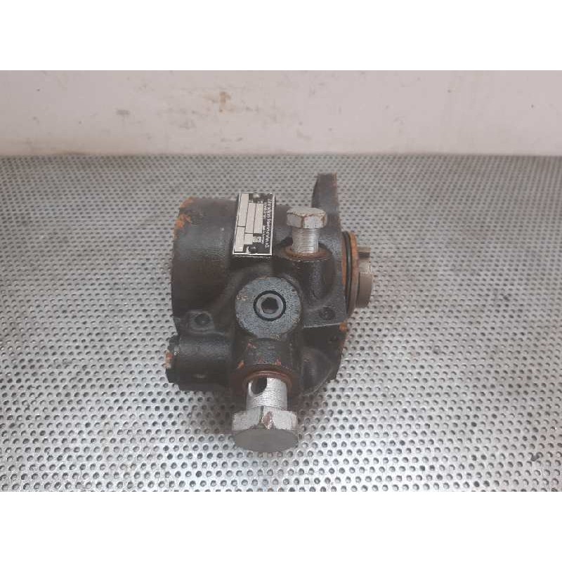 Recambio de bomba direccion para iveco daily caja cerrada (1999 =>) referencia OEM IAM 7673955727 32965 0019533 4