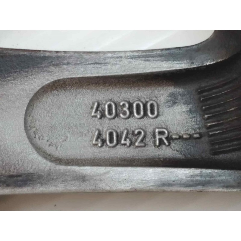 Recambio de llanta para renault scenic iii grand bose edition referencia OEM IAM 403004042R - Rojo 2