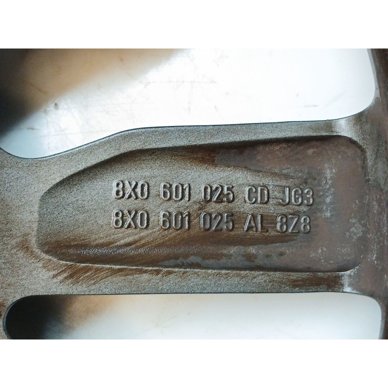 Recambio de llanta para audi a1 (8xk) adrenalin referencia OEM IAM 8X0601025CD - Blanco 5