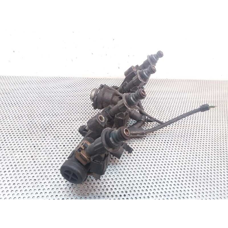 Recambio de rampa inyectora para volkswagen polo berlina (6n2) 1.4 referencia OEM IAM 028015107 3