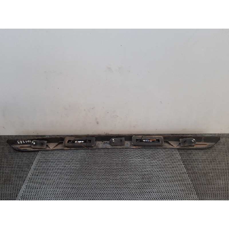 Recambio de molduras traseras para ford fiesta (cbk) ambiente referencia OEM IAM 2