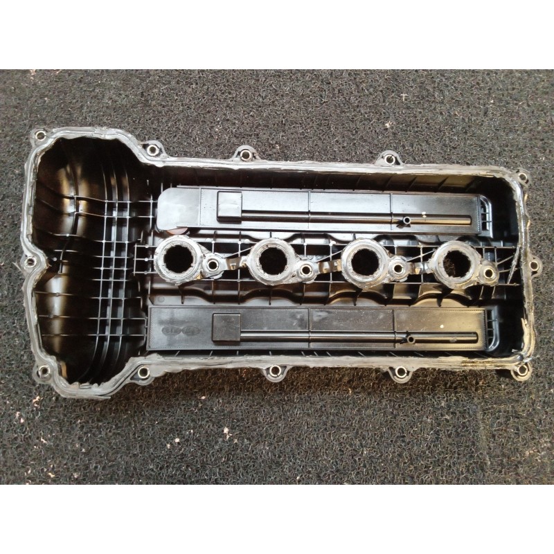 Recambio de tapa balancines para hyundai i30 (gd) style referencia OEM IAM - Blanco 3