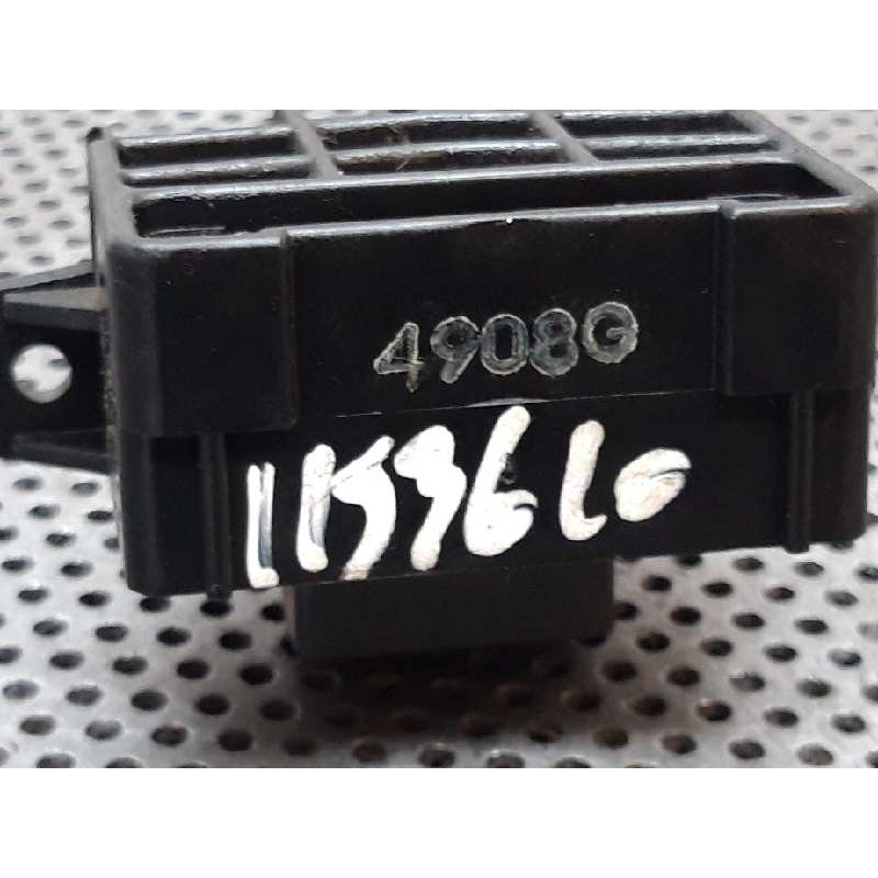 Recambio de mando limpia para nissan cabstar e 3.0d referencia OEM IAM 4908G - Blanco 2