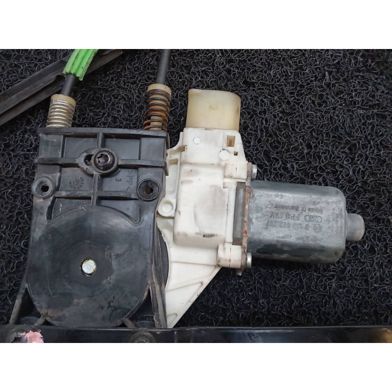 Recambio de elevalunas delantero izquierdo para ford mondeo ber. (ca2) trend referencia OEM IAM 0130822287 6M2114A389B 6