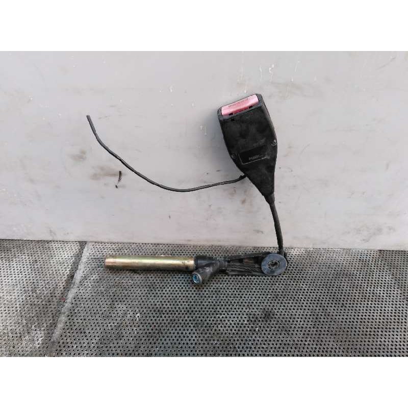 Recambio de pretensor airbag izquierdo para renault laguna ii grandtour (kg0) 1.9 dci diesel referencia OEM IAM   