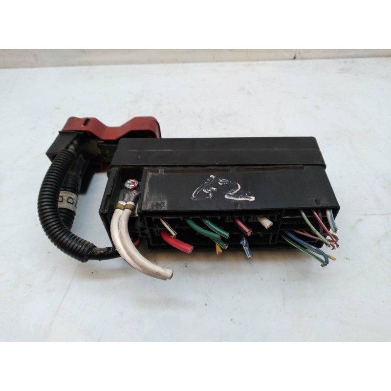 Recambio de caja reles / fusibles para nissan x-trail (t30) titanium pack referencia OEM IAM 725450783W 2