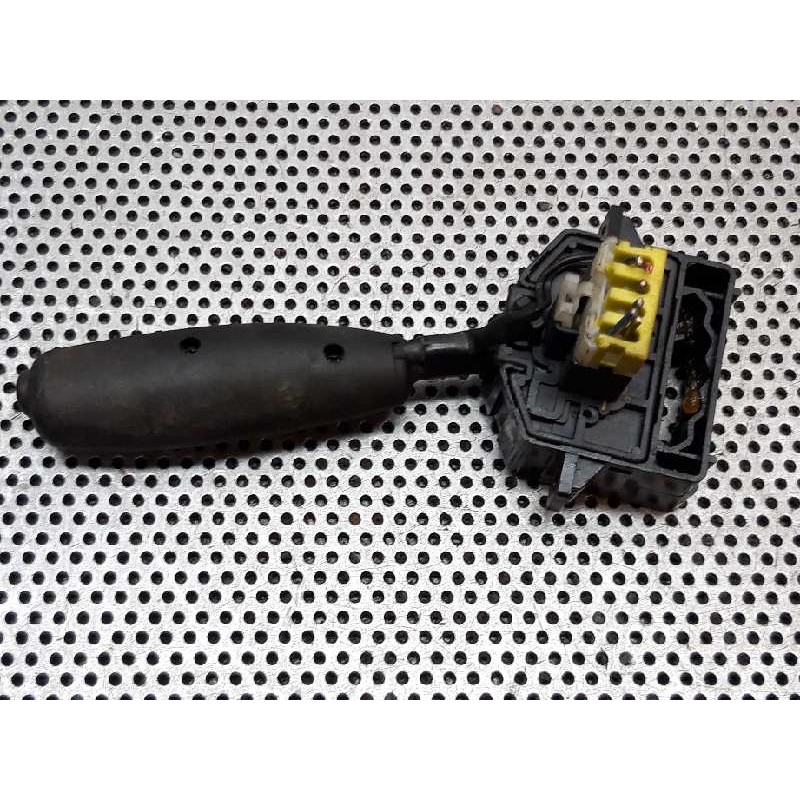 Recambio de mando limpia para nissan cabstar e 3.0d referencia OEM IAM 4908G - Blanco 4