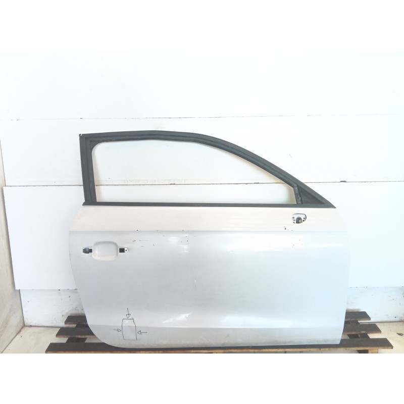 Recambio de puerta delantera derecha para audi a1 (8xk) adrenalin referencia OEM IAM   