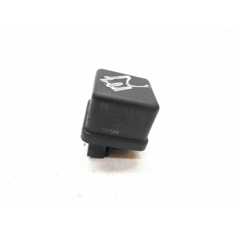 Recambio de caja precalentamiento para nissan cabstar e 3.0d referencia OEM IAM 2523069T00 25230 