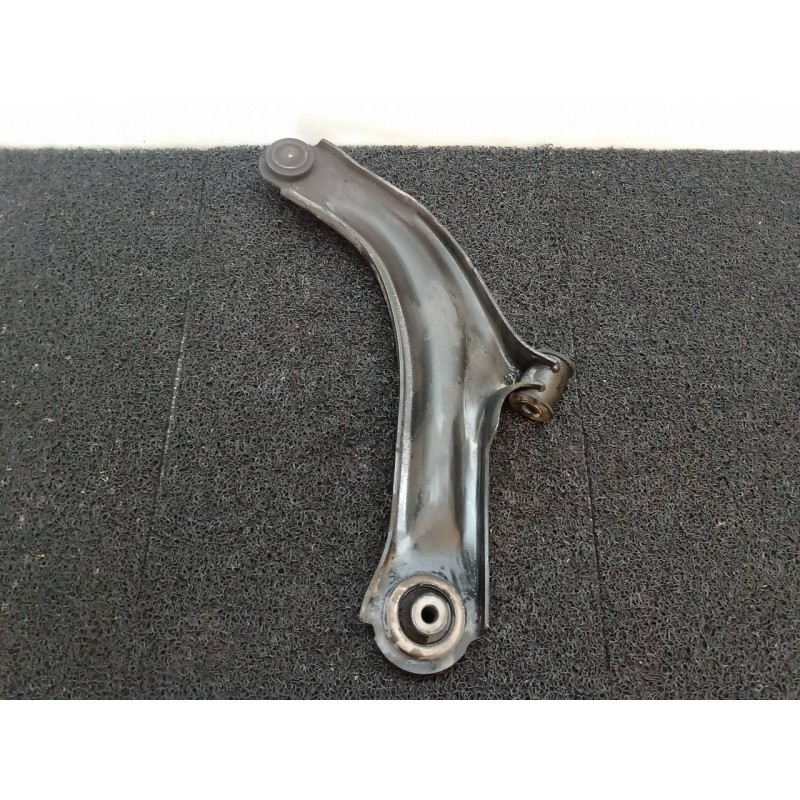 Recambio de brazo suspension inferior delantero derecho para renault clio iii authentique referencia OEM IAM 2