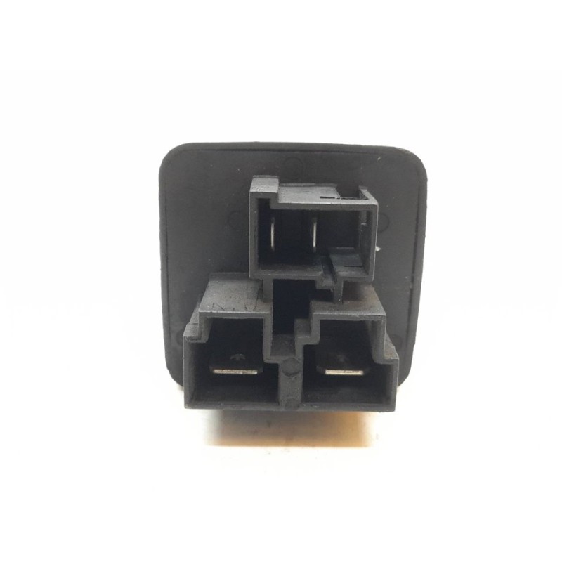 Recambio de caja precalentamiento para nissan cabstar e 3.0d referencia OEM IAM 2523069T00 25230 - Blanco 3