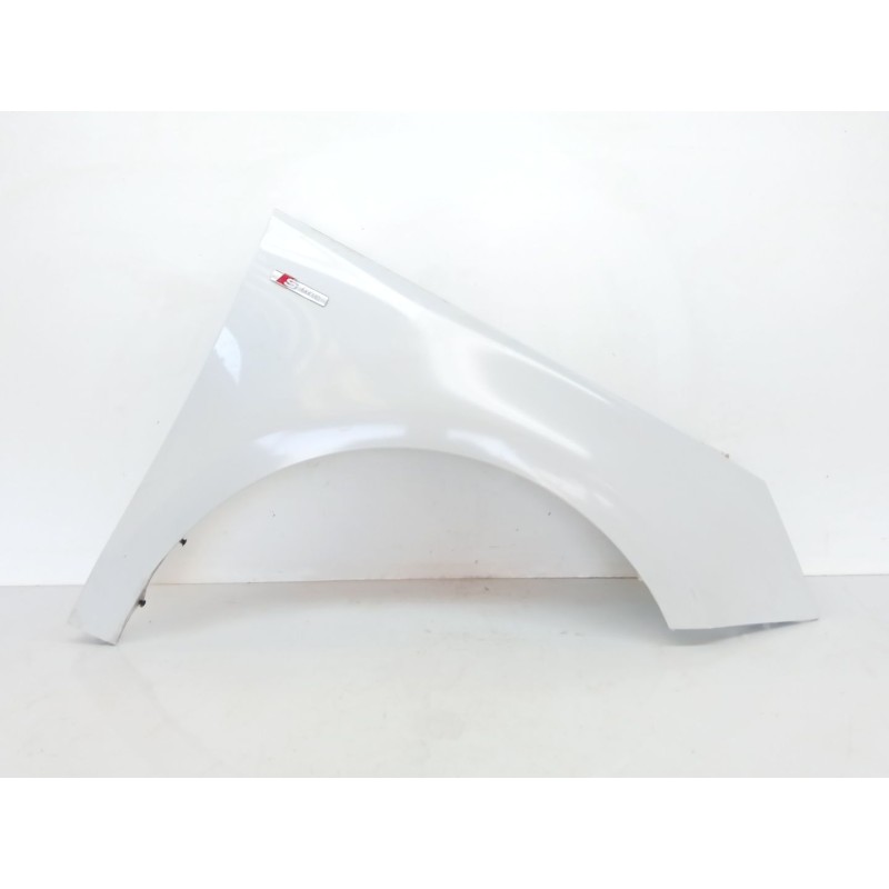 Recambio de aleta delantera derecha para audi a1 (8xk) adrenalin referencia OEM IAM   