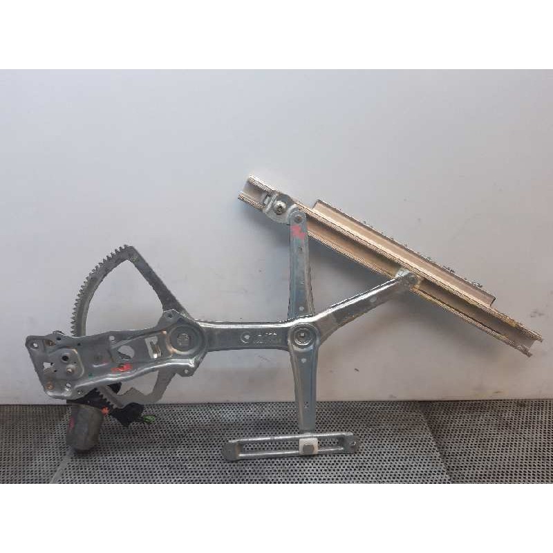 Recambio de elevalunas delantero derecho para mercedes-benz clase c (w202) familiar 180 t (202.078) referencia OEM IAM   