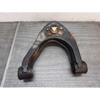 BRAZO SUSPENSION SUPERIOR DELANTERO DERECHO 