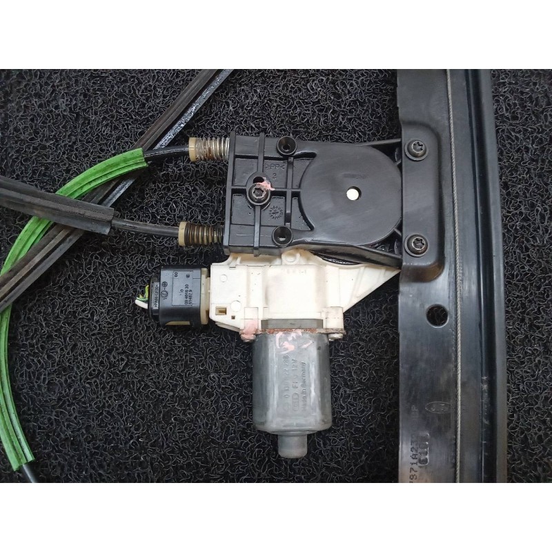 Recambio de elevalunas delantero derecho para ford mondeo ber. (ca2) trend referencia OEM IAM 0130822286 6M2114553B 7