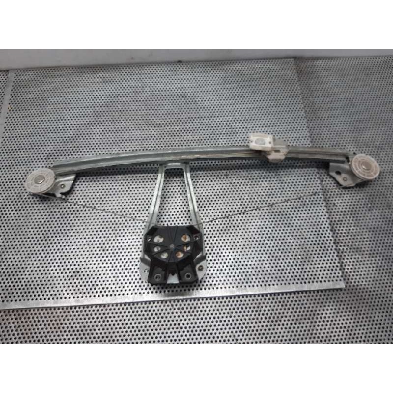 Recambio de elevalunas trasero izquierdo para mercedes-benz clase c (w202) familiar 180 t (202.078) referencia OEM IAM   