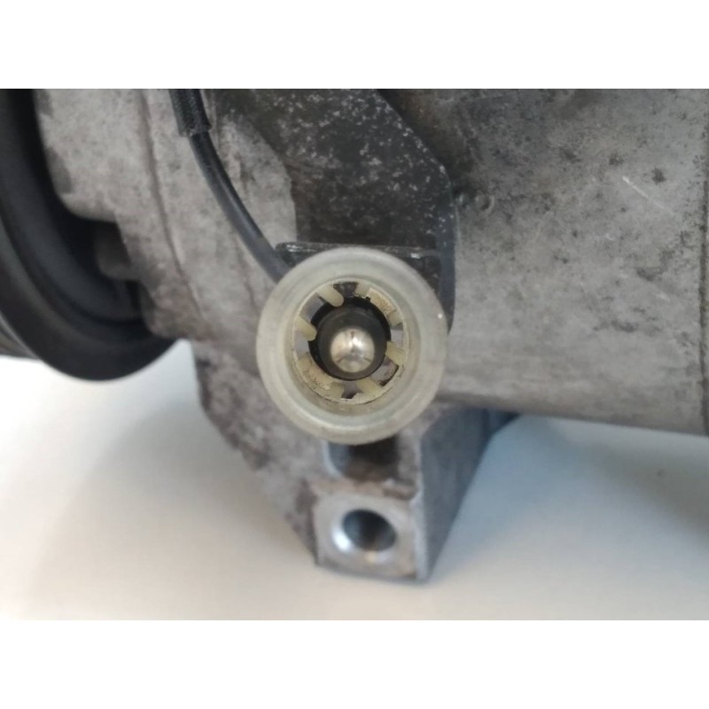 Recambio de compresor aire acondicionado para volvo s80 berlina 2.4 (125kw) referencia OEM IAM 8684287 282E391460 3