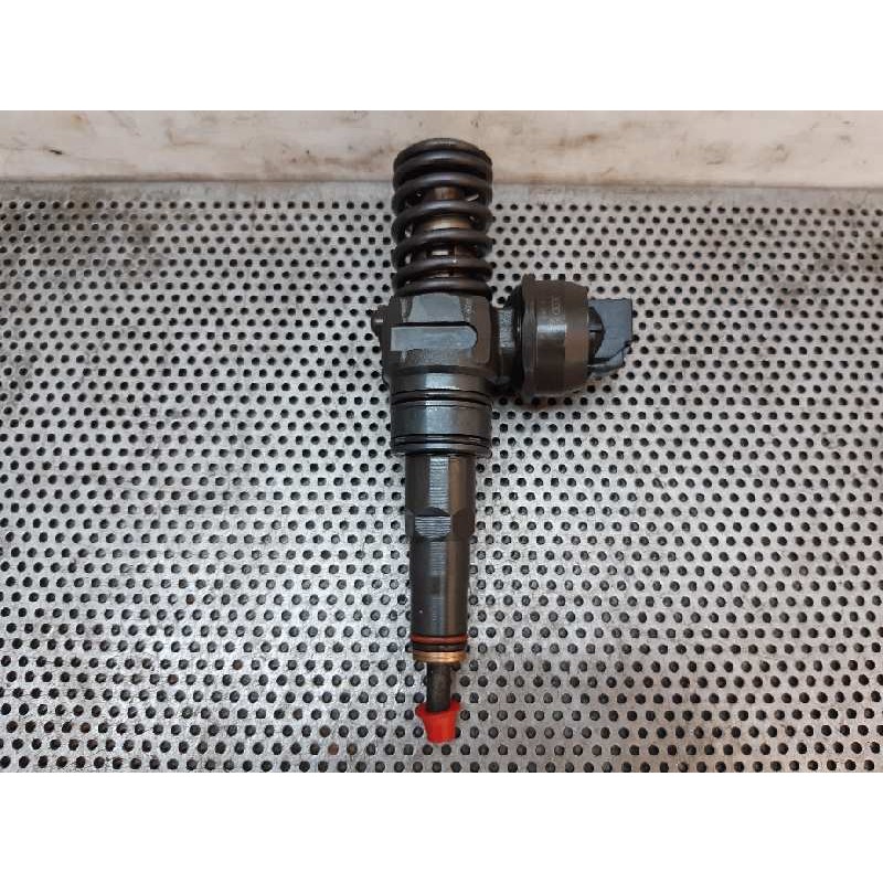 Recambio de inyector para seat ibiza (6l1) vision referencia OEM IAM 038130073AJ  