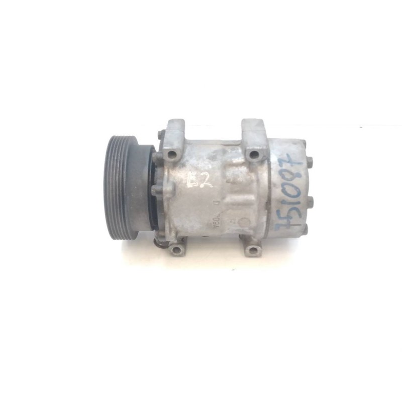 Recambio de compresor aire acondicionado para renault laguna (b56) referencia OEM IAM 8075 7700111036 SANDEN