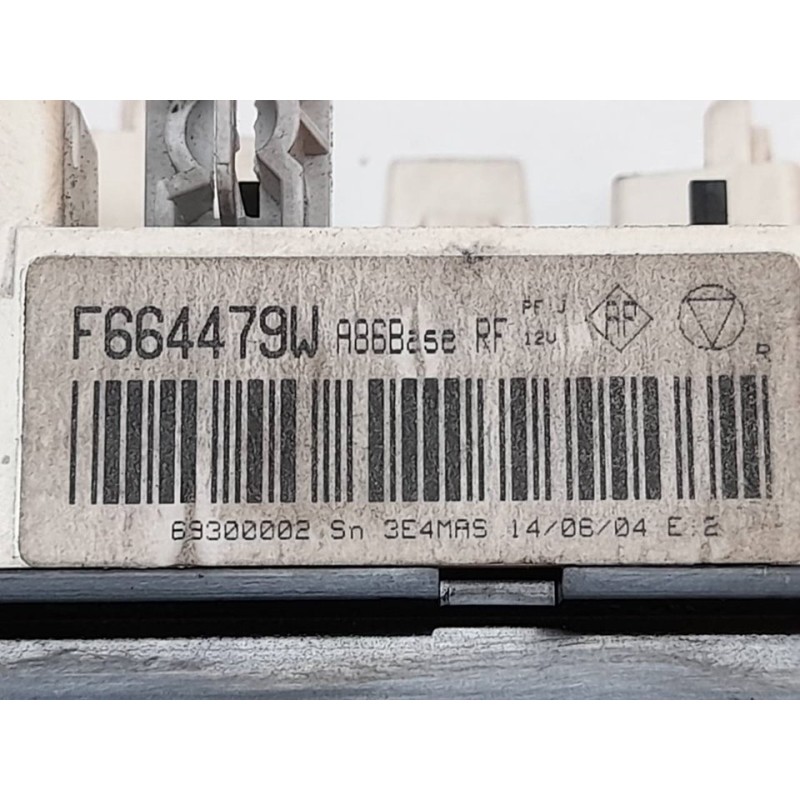 Recambio de mando calefaccion / aire acondicionado para citroën c3 1.4 satisfaction referencia OEM IAM F664479W - Negro 2
