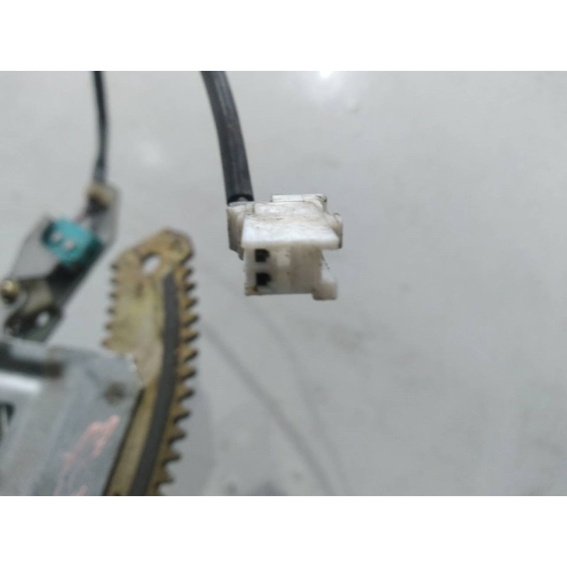 Recambio de elevalunas delantero izquierdo para mitsubishi delica referencia OEM IAM 3