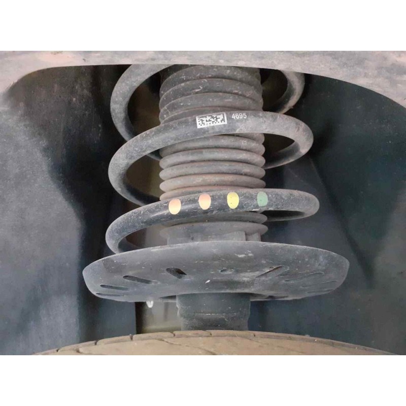 Recambio de amortiguador delantero izquierdo para peugeot 3008 allure referencia OEM IAM   
