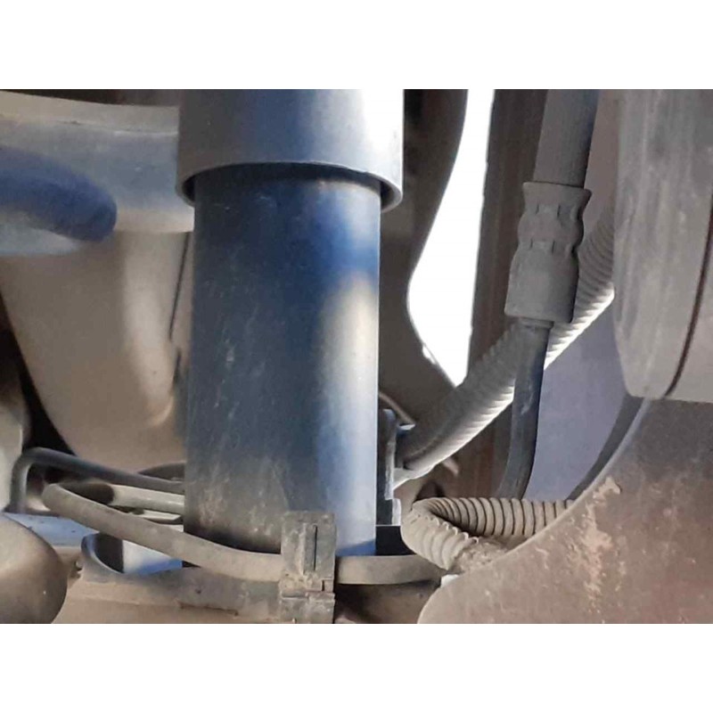 Recambio de amortiguador trasero derecho para peugeot 3008 allure referencia OEM IAM   