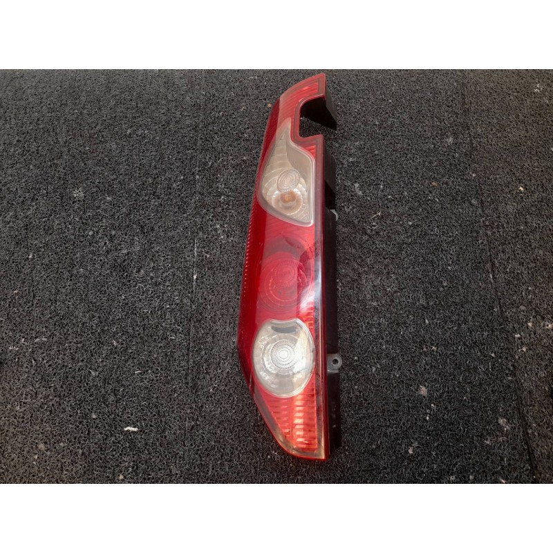 Recambio de piloto trasero izquierdo para renault kangoo furgón compact grand confort referencia OEM IAM   