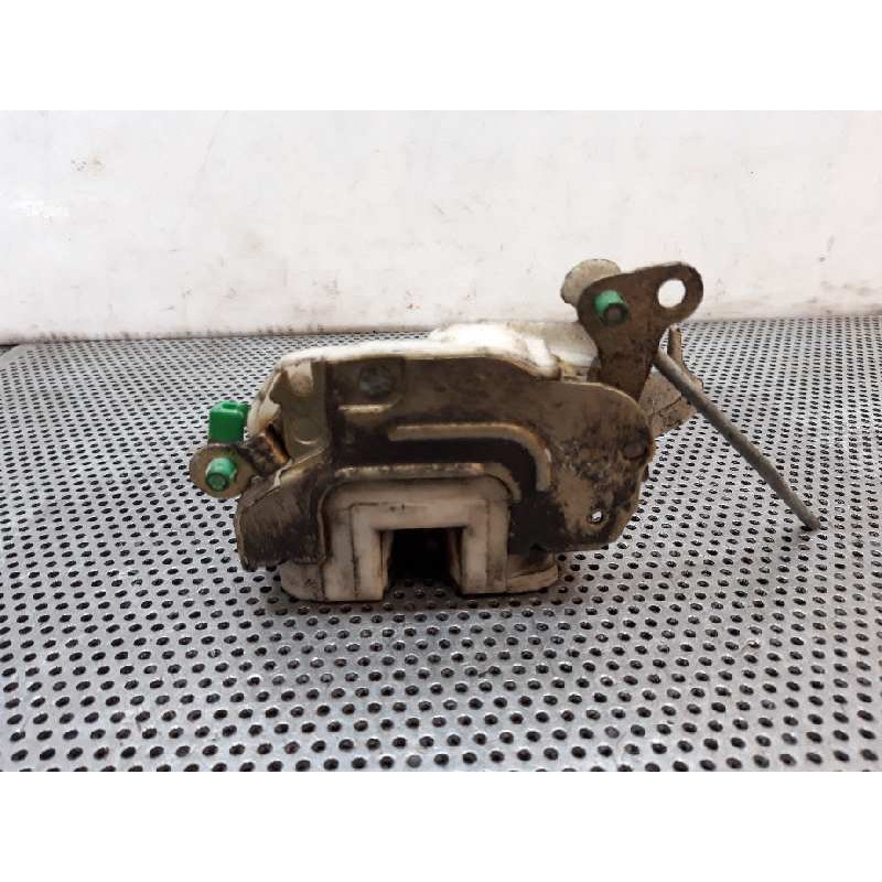 Recambio de cerradura puerta delantera izquierda para nissan cabstar e 3.0d referencia OEM IAM   