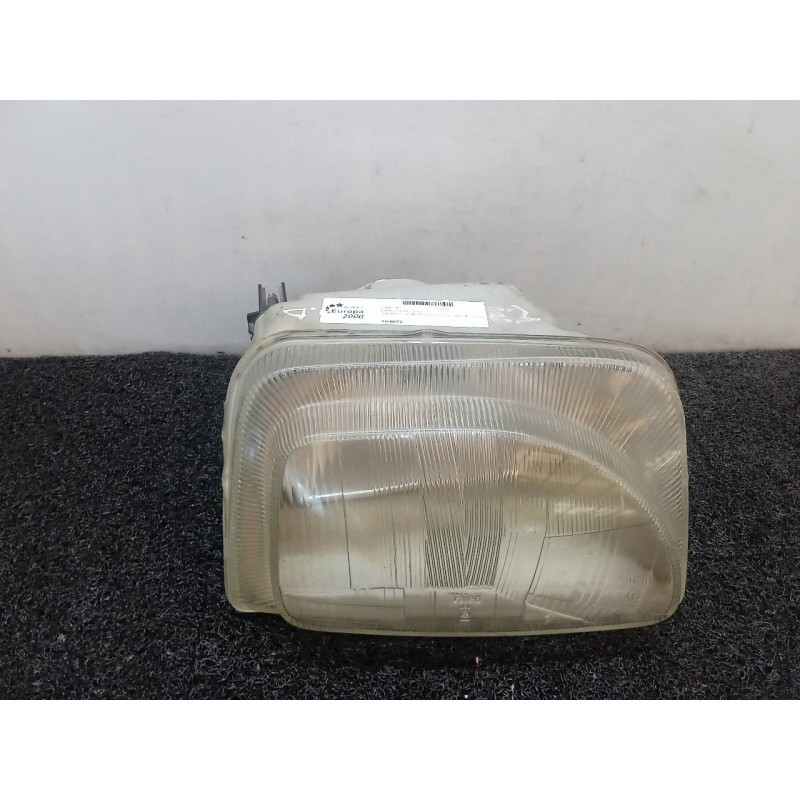 Recambio de faro derecho para renault express 1.9 d referencia OEM IAM   