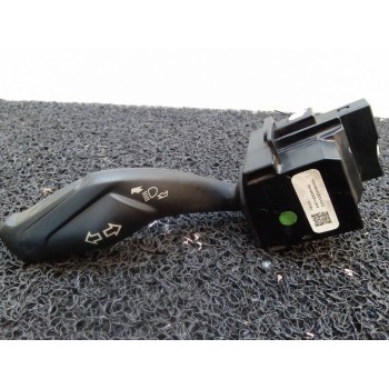 MANDO LUCES AV6T133335AD 