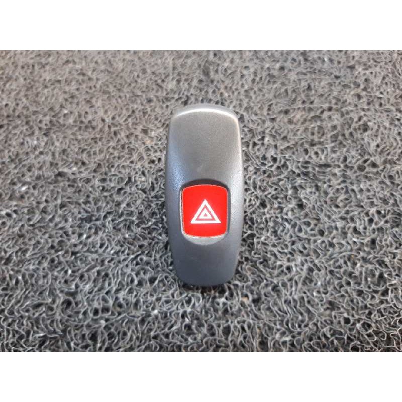 Recambio de warning para fiat bravo (182) 16v 100 sport referencia OEM IAM   