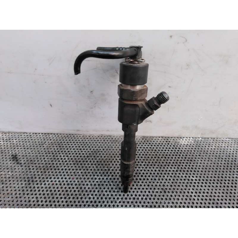 Recambio de inyector para renault laguna ii grandtour (kg0) 1.9 dci diesel referencia OEM IAM 8200100272 0445110110B 